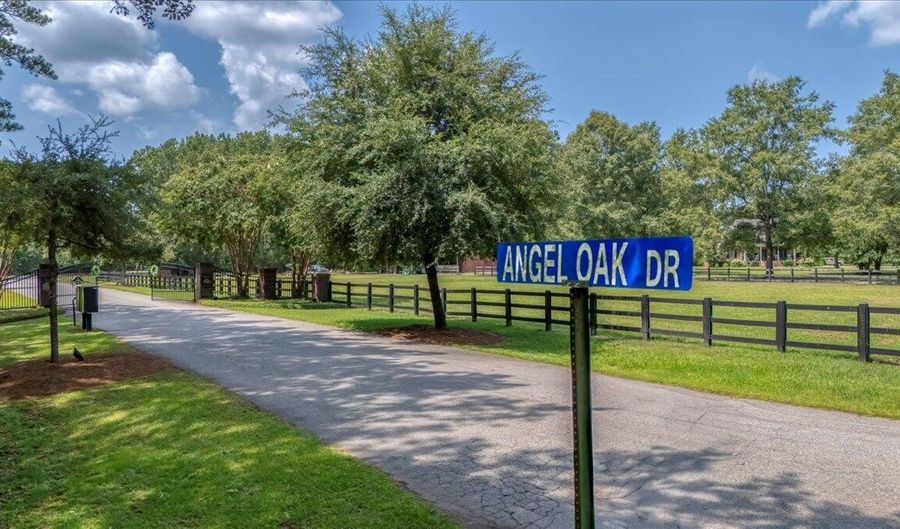 0 Angel Oak Dr, Bonneau, SC 29431 - 0 Beds, 0 Bath