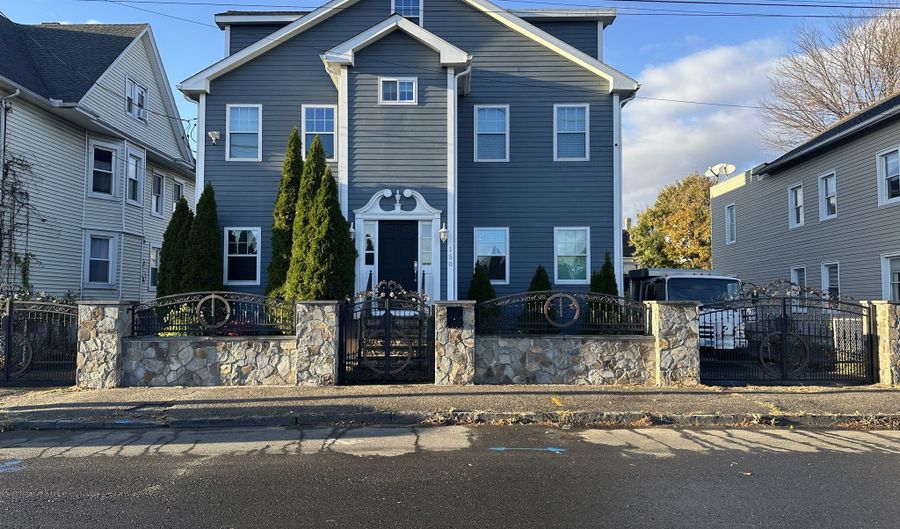 150 Beers St, Bridgeport, CT 06606 - 5 Beds, 5 Bath