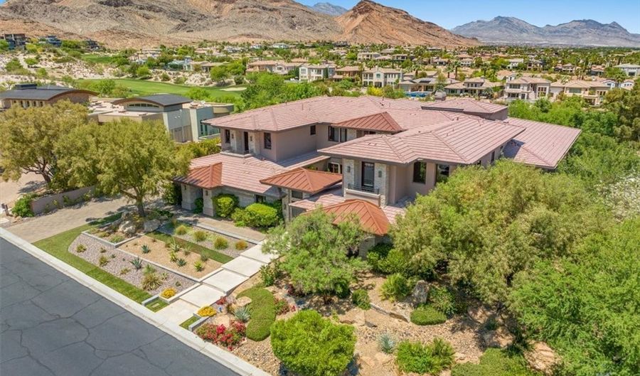 14 Promontory Ridge Dr, Las Vegas, NV 89135 - 6 Beds, 10 Bath