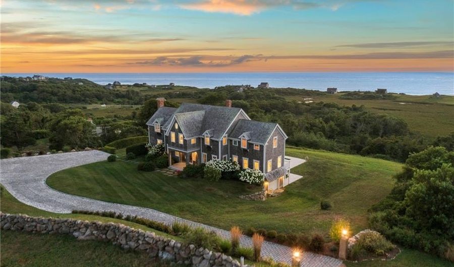 1596 W Side Rd, Block Island, RI 02807 - 5 Beds, 6 Bath
