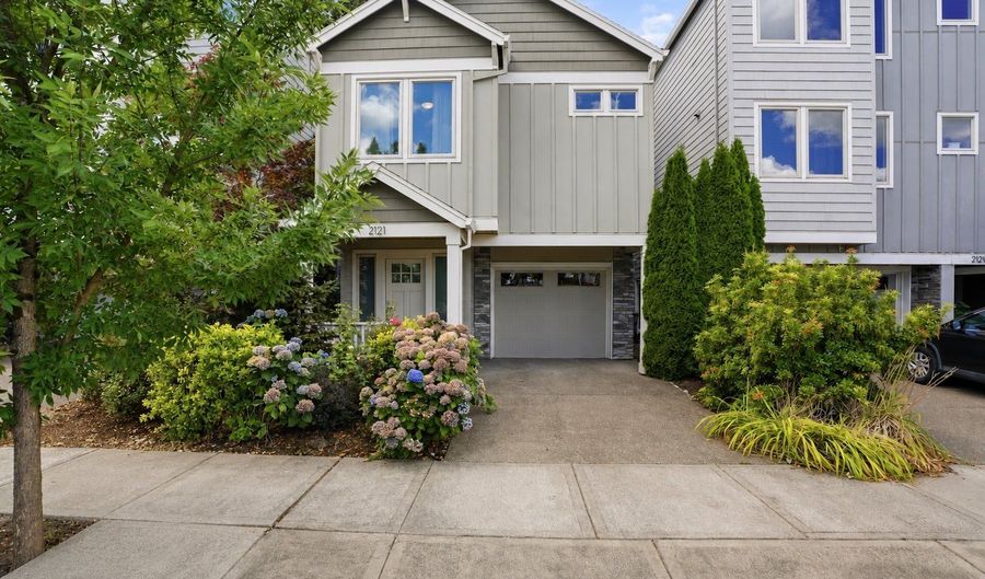 2121 NW 163RD Ter, Beaverton, OR 97006 - 3 Beds, 3 Bath