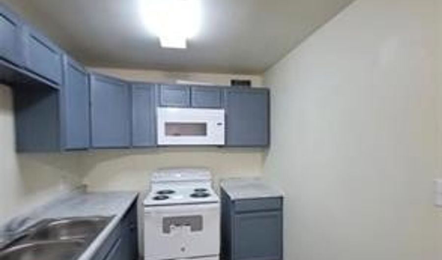 304 Orland St 39, Las Vegas, NV 89107 - 1 Beds, 1 Bath