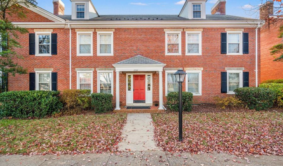 3361 S WAKEFIELD St B1, Arlington, VA 22206 - 3 Beds, 2 Bath