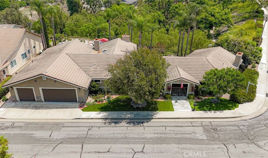 396 S Sleepy Mdw, Anaheim, CA 92807 - 4 Beds, 4 Bath