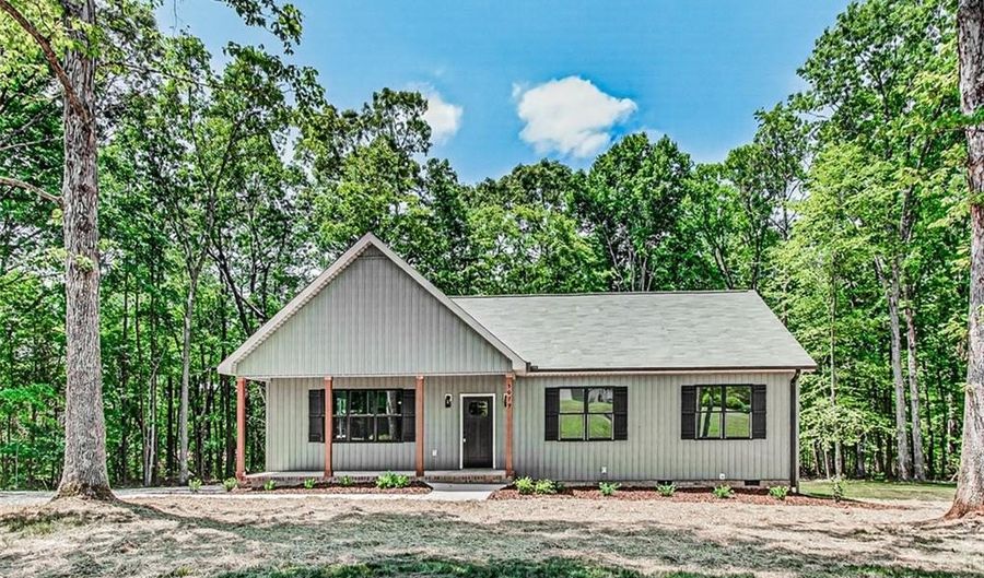 5079 Gardengate Rd, Asheboro, NC 27205 - 3 Beds, 2 Bath