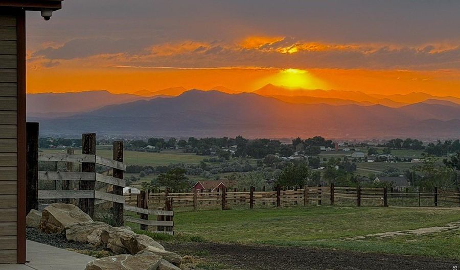 17622 County Road 1, Berthoud, CO 80513 - 4 Beds, 4 Bath
