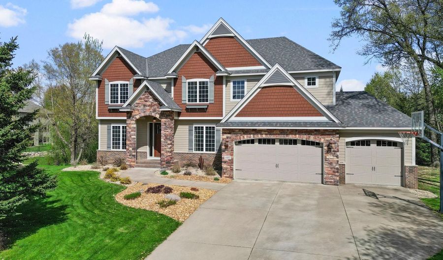 15197 Uplander St NW, Andover, MN 55304 - 4 Beds, 4 Bath