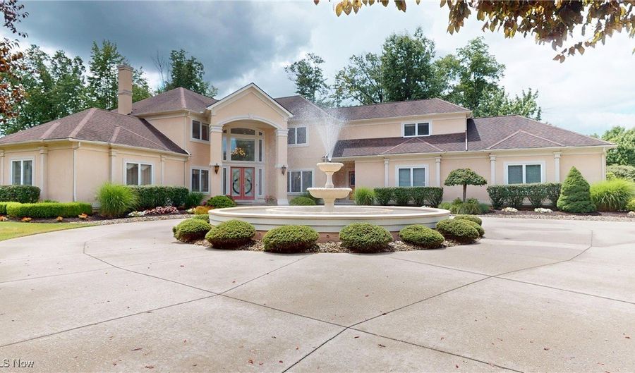 460 Berwick Cir, Aurora, OH 44202 - 6 Beds, 7 Bath