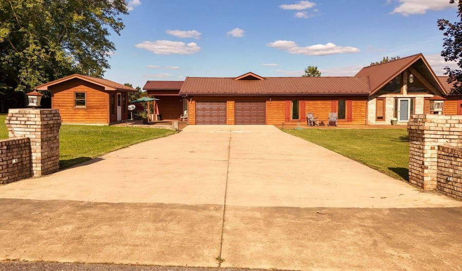 22397 Tyco Dr, Abingdon, VA 24211 - 4 Beds, 3 Bath