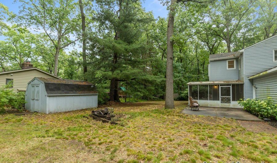 7361 Sheffield Dr SE, Ada, MI 49301 - 4 Beds, 3 Bath