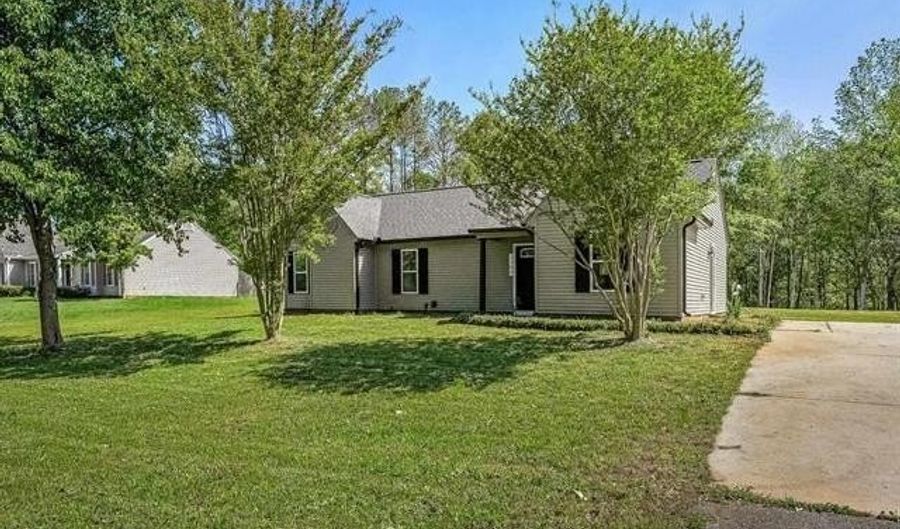 3348 Centerville Rd, Anderson, SC 29625 - 3 Beds, 2 Bath