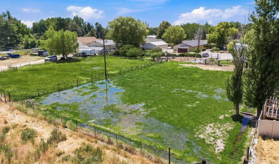 2236 N Bryson Rd, Boise, ID 83713 - 4 Beds, 4 Bath