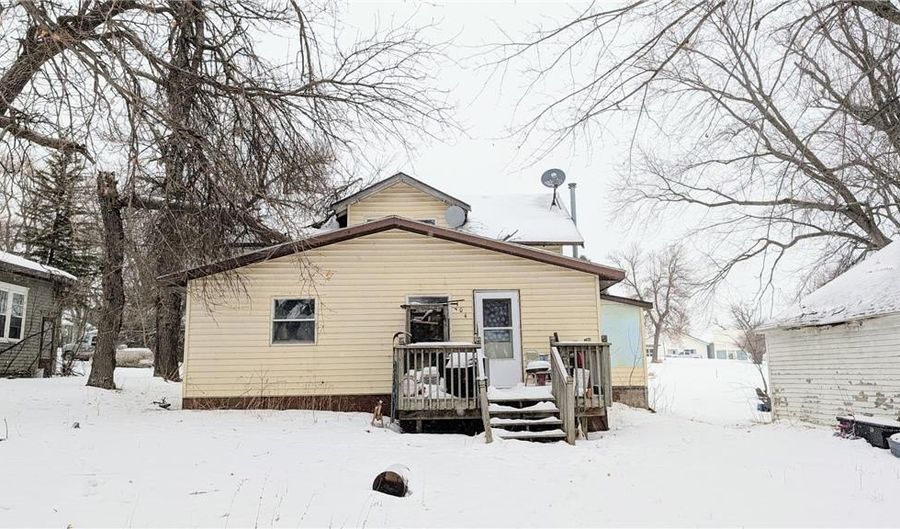 104 Myrtle St, Arco, MN 56113 - 3 Beds, 1 Bath