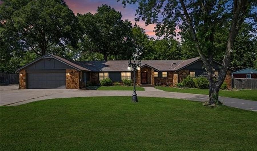 5410 Nowata Rd, Bartlesville, OK 74006 - 4 Beds, 4 Bath