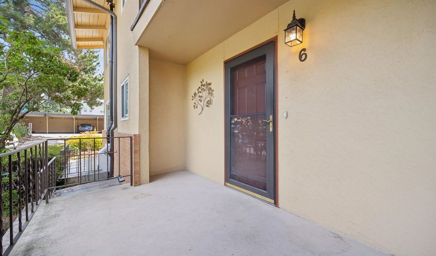 1400 SE LAVA Dr 6, Milwaukie, OR 97222 - 2 Beds, 2 Bath