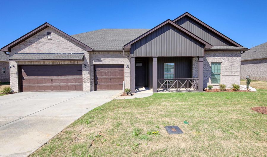 22895 Ansley Dr, Athens, AL 35613 - 4 Beds, 3 Bath