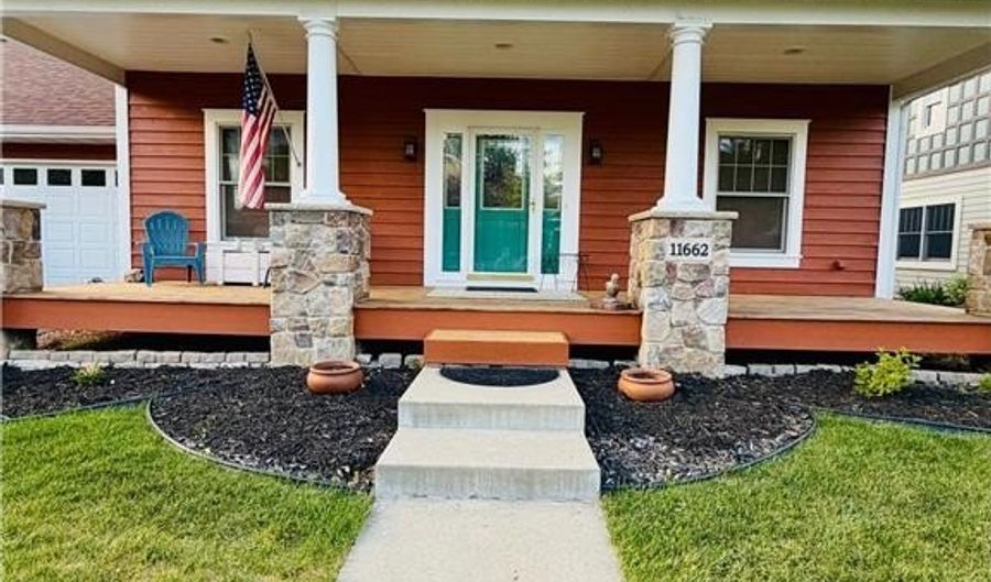 11662 Laketowne Vw, Albertville, MN 55301 - 3 Beds, 3 Bath