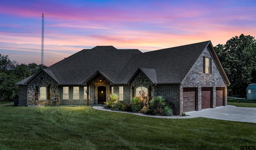 365 County Road 1534, Alba, TX 75410 - 5 Beds, 4 Bath