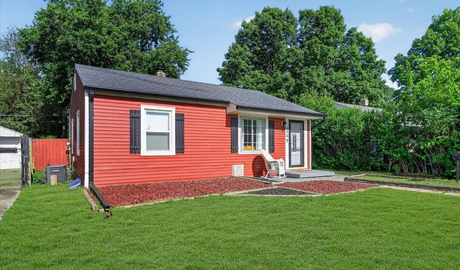 306 S 8th Ave, Beech Grove, IN 46107 - 2 Beds, 2 Bath
