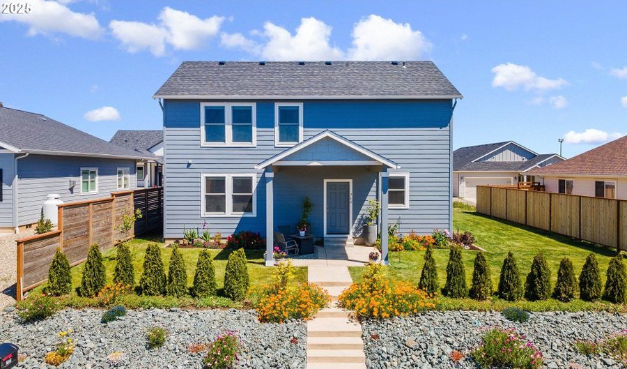 764 SEACREST Dr, Bandon, OR 97411 - 4 Beds, 3 Bath