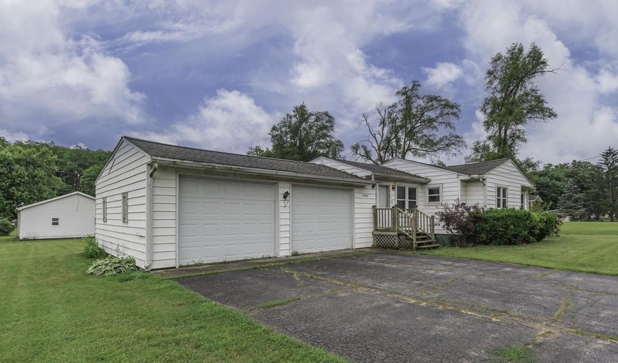 2265 Occidental Hwy, Adrian, MI 49221 - 2 Beds, 1 Bath