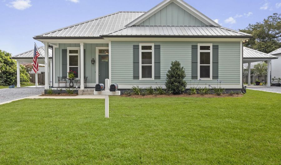 329 Saint George St, Bay St. Louis, MS 39520 - 3 Beds, 2 Bath