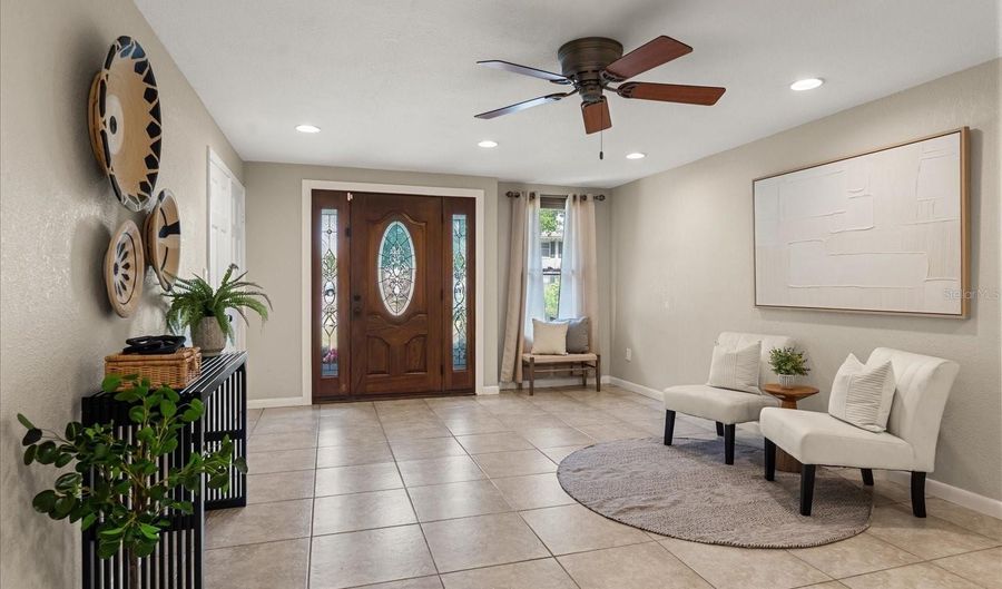 3334 N WESTMORELAND Dr, Orlando, FL 32804 - 5 Beds, 3 Bath
