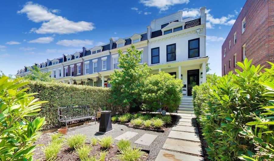 715 K St NE 1, Washington, DC 20002 - 3 Beds, 3 Bath