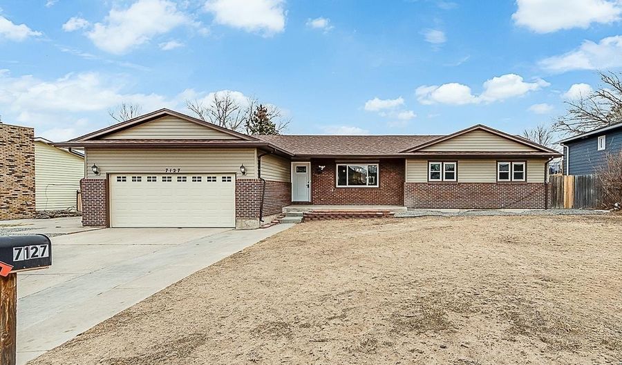 7127 VOLAR Dr, Cheyenne, WY 82009 - 5 Beds, 3 Bath