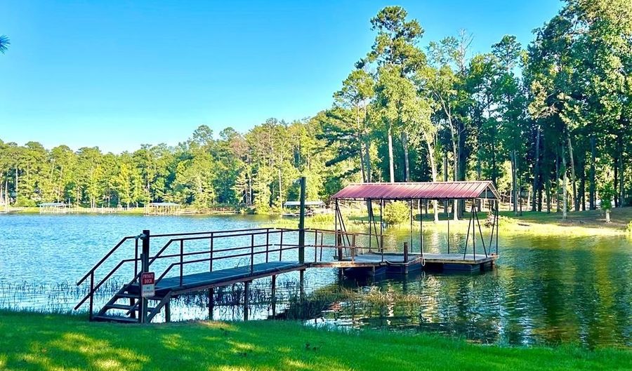 771 Calhoun Dr, Abbeville, AL 36310 - 4 Beds, 2 Bath