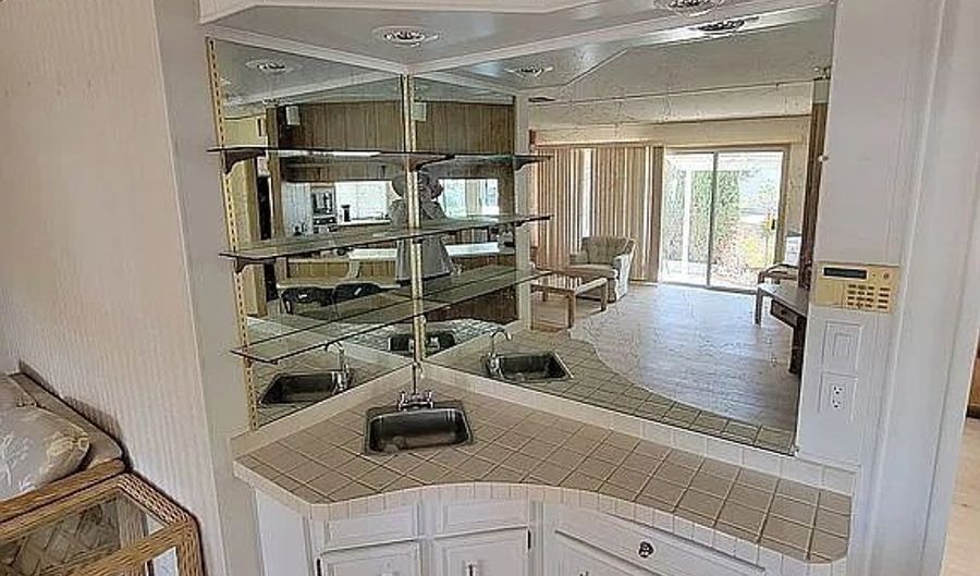 18 Tahquitz Ct 217, Camarillo, CA 93012 - 2 Beds, 2 Bath