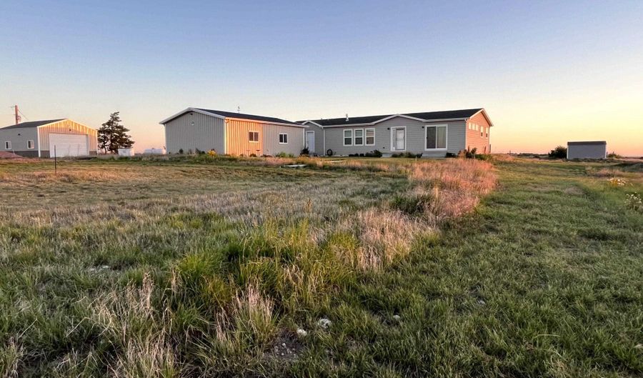 31531 County Road 42, Akron, CO 80720 - 5 Beds, 3 Bath