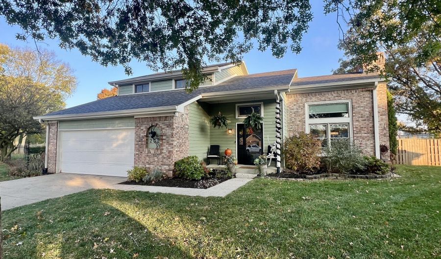 232 Charing Cross Rd, Indianapolis, IN 46217 - 4 Beds, 3 Bath