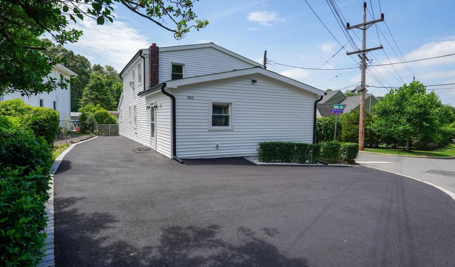 383 Navesink Ave, Atlantic Highlands, NJ 07716 - 3 Beds, 3 Bath