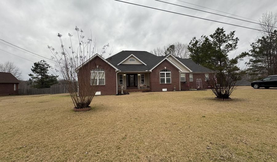 897 Ridgewood, Baldwyn, MS 38824 - 4 Beds, 3 Bath