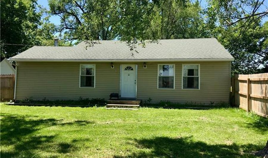 8944 NW State Route Y Hwy, Amsterdam, MO 64723 - 2 Beds, 1 Bath