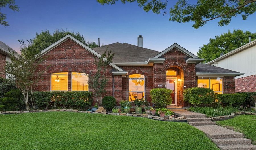 915 Rutgers Ct, Allen, TX 75002 - 4 Beds, 2 Bath