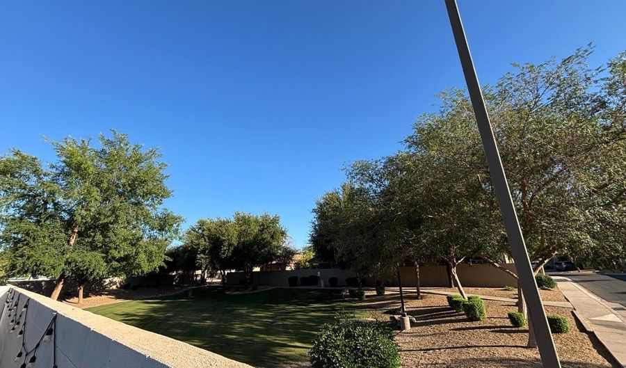 948 E Savannah Dr, Chandler, AZ 85225 - 3 Beds, 2 Bath