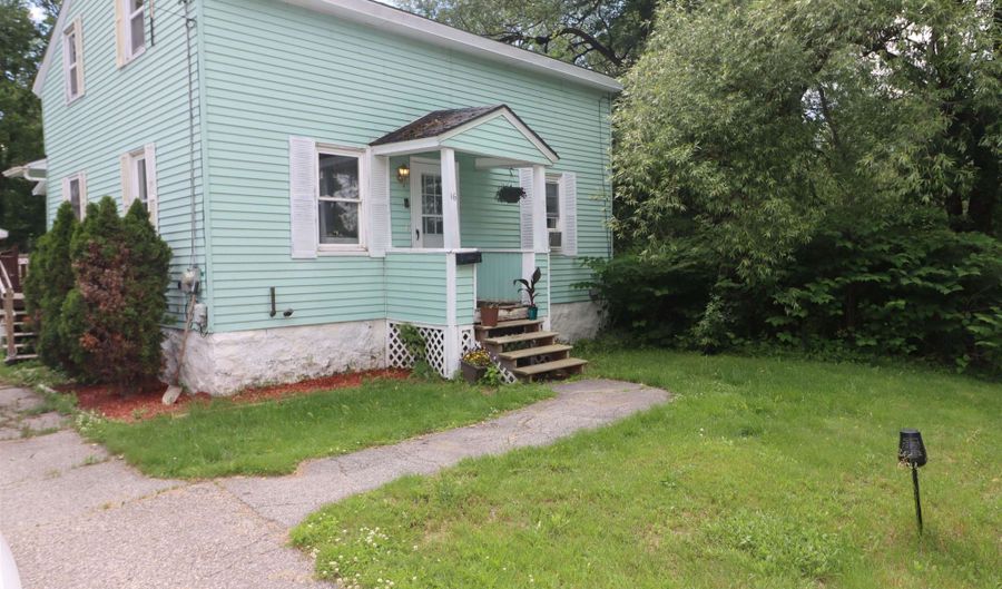 16 Turcotte St, Berlin, NH 03570 - 4 Beds, 2 Bath