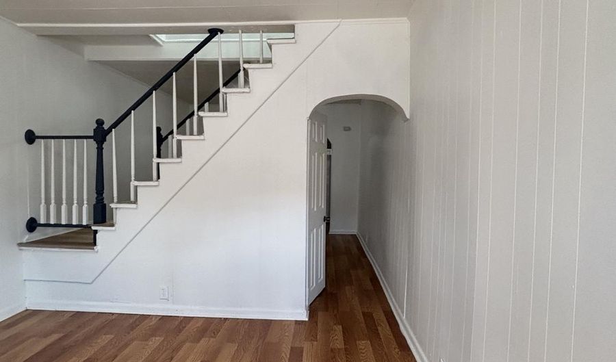 529 S SMALLWOOD St, Baltimore, MD 21223 - 3 Beds, 2 Bath