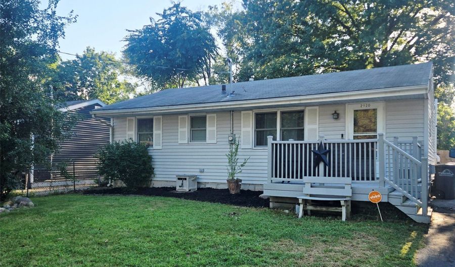 2920 E 36th St, Des Moines, IA 50317 - 3 Beds, 1 Bath