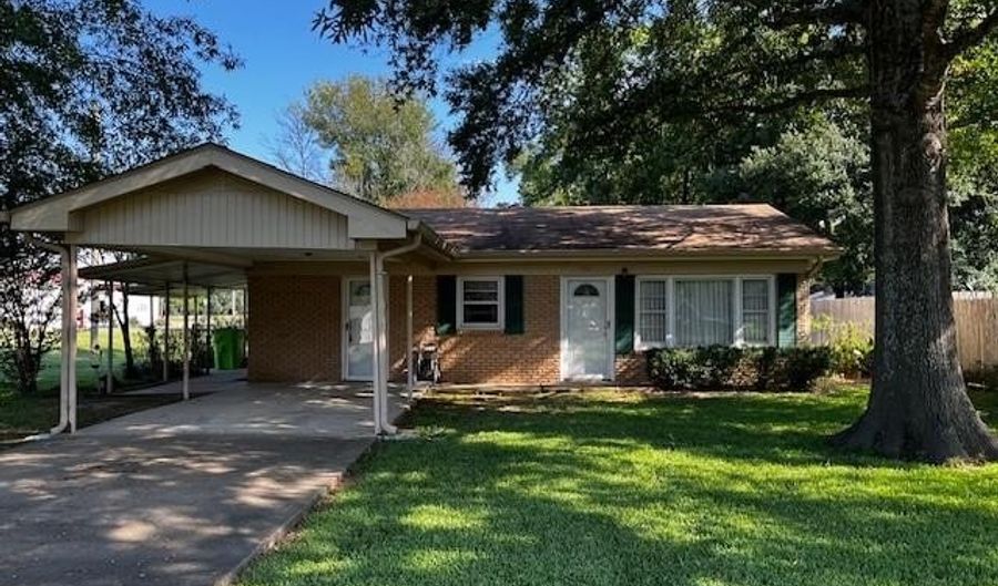 106 Mildred St, Benton, LA 71006 - 2 Beds, 1 Bath