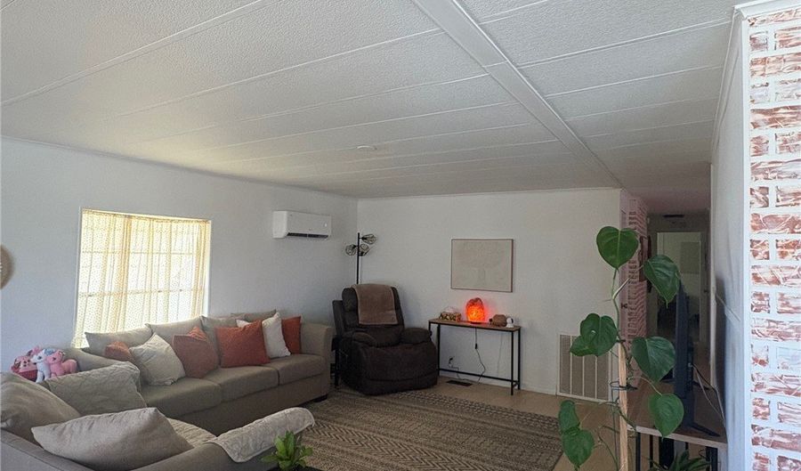619 Bougainvillea Cir, Barefoot Bay, FL 32976 - 2 Beds, 2 Bath