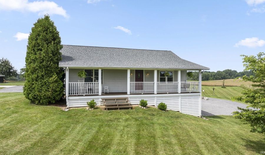 0300 W 150 N, Albion, IN 46701 - 4 Beds, 2 Bath