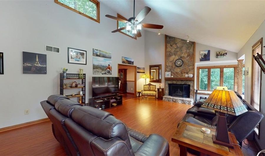 4915 MILLERS Trce, Peachtree Corners, GA 30096 - 4 Beds, 3 Bath