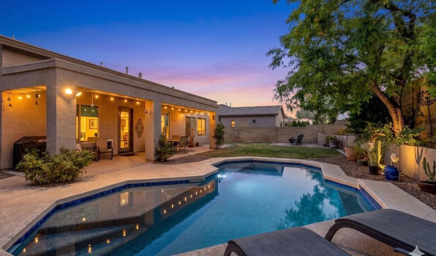 3026 W WALDEN Dr, Anthem, AZ 85086 - 4 Beds, 4 Bath