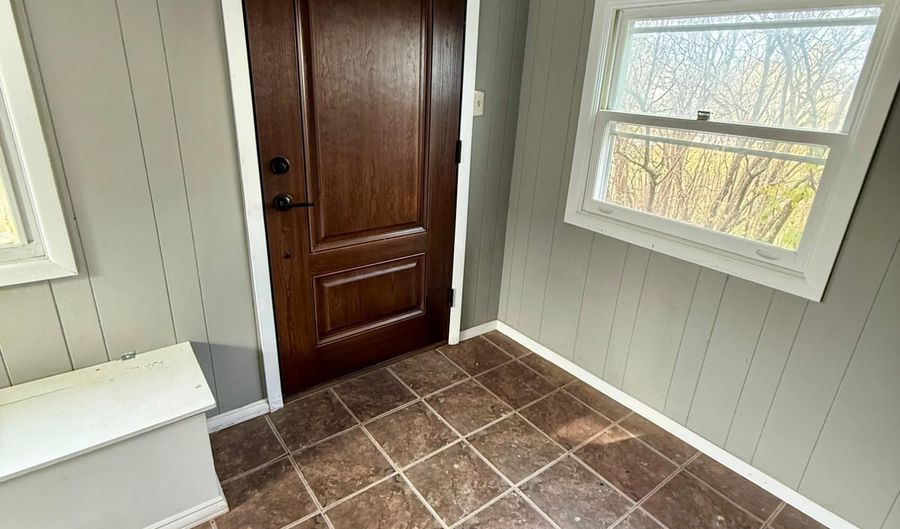 325 HUDSON St, Antigo, WI 54409 - 3 Beds, 2 Bath