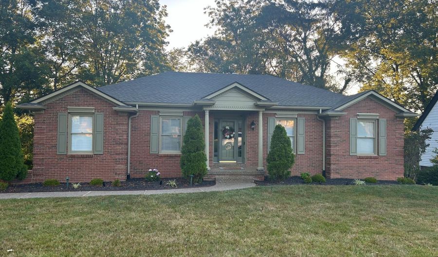 217 Edgewood Dr, Bardstown, KY 40004 - 3 Beds, 3 Bath