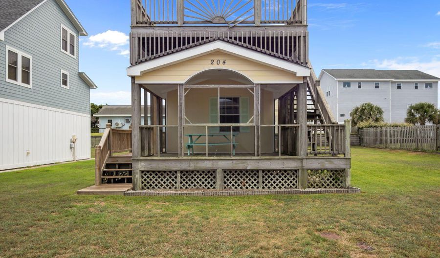 204 Winston Ave, Atlantic Beach, NC 28512 - 3 Beds, 2 Bath