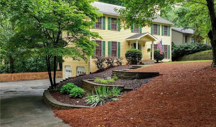 3609 Hermitage Dr, Berkeley Lake, GA 30096 - 4 Beds, 3 Bath